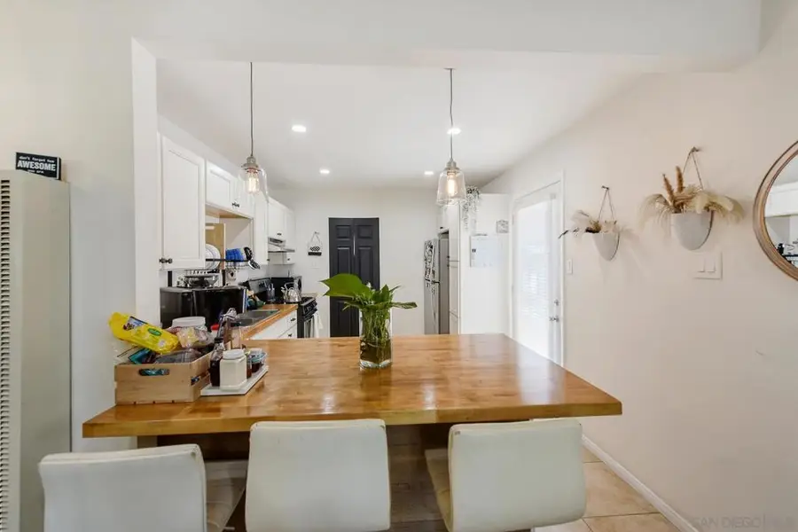 Address Withheld By Seller, San Diego, CA 92117 - #3