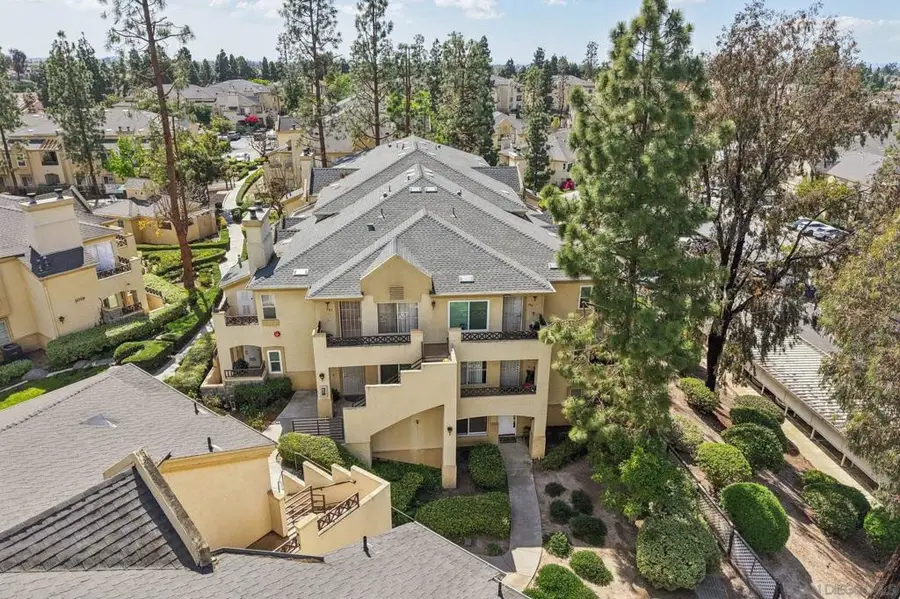 2077 Lakeridge Circle #104, Chula Vista, CA 91913 - #2