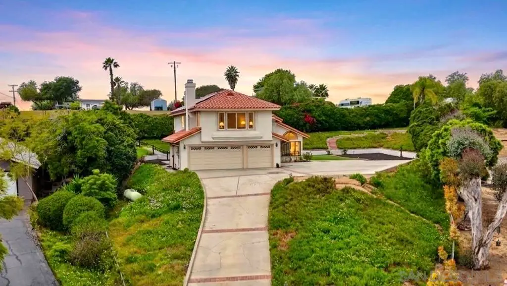 1402 Broken Arrow, Fallbrook, CA 92028 - #1