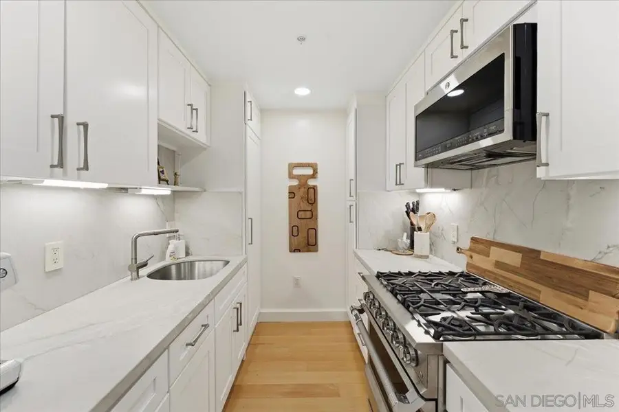 645 Front St #1215, San Diego, CA 92101 - #3