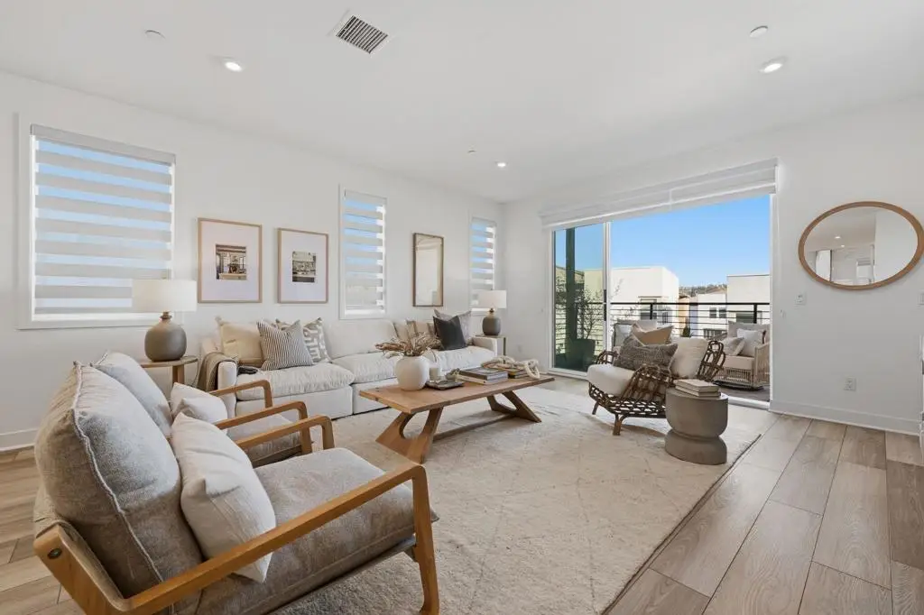 2860 Avella Circle, San Diego, CA 92108 - #1