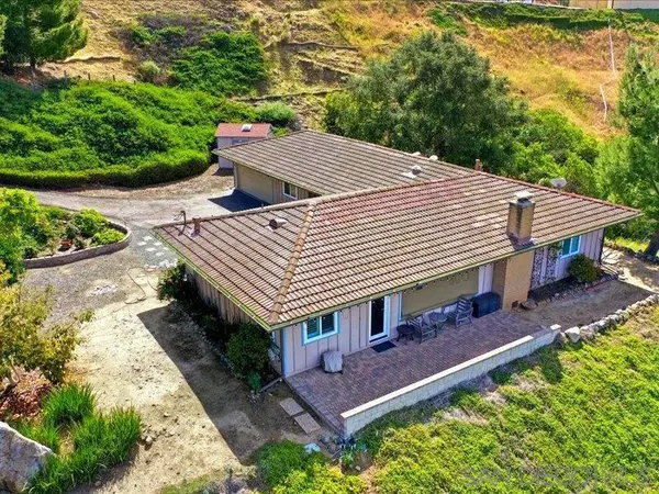 3360 Toyon Heights Drive, Fallbrook, CA 92028