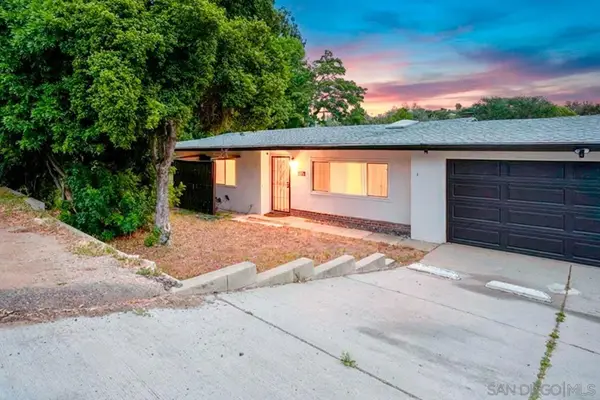 4065 Bancroft Dr, La Mesa, CA 91941