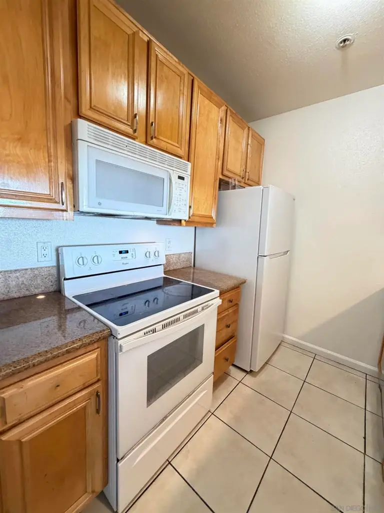 4041 Oakcrest Dr #408, San Diego, CA 92105 - #3