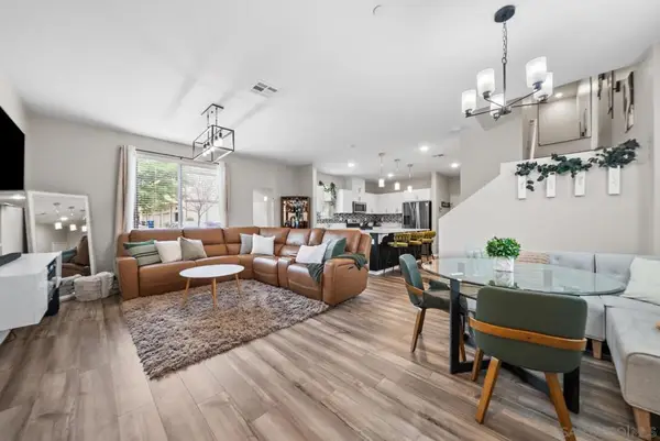 5223 Surfwalk #111, San Diego, CA 92154