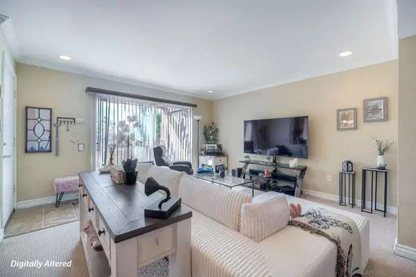 15383 Maturin Dr #221, San Diego, CA 92127