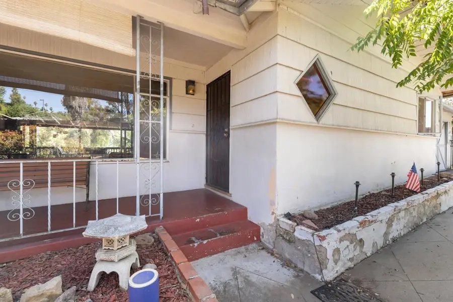 9361 Hollyhock Rd, Spring Valley, CA 91977 - #3