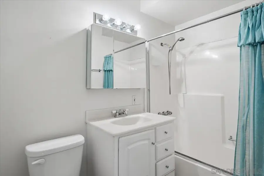 3711 Racine, San Diego, CA 92115 - #3