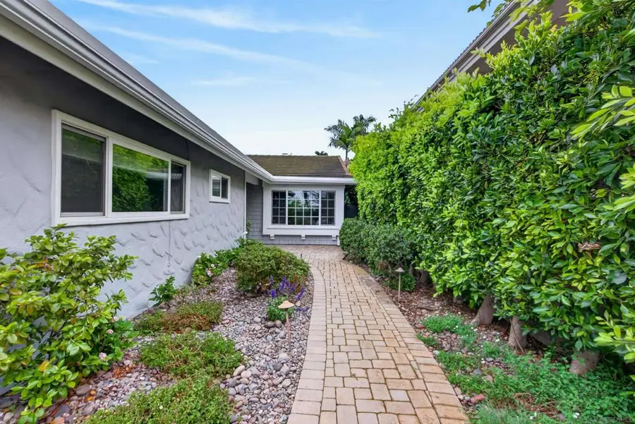 13871 Durango Dr, Del Mar, CA 92014 - #2