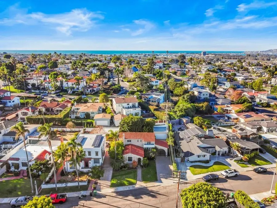 3647 Hyacinth Dr, San Diego, CA 92106 - #2