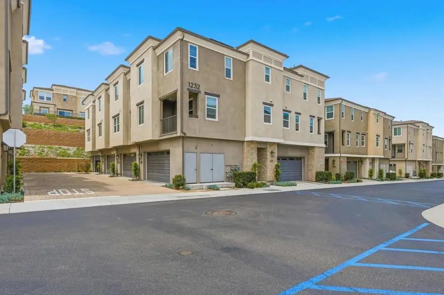 1232 Sunrise View #105, San Marcos, CA 92078 - #2