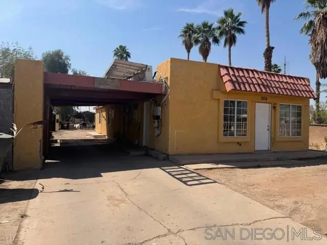 200 Lopez Ct, Calexico, CA 92231 - #3