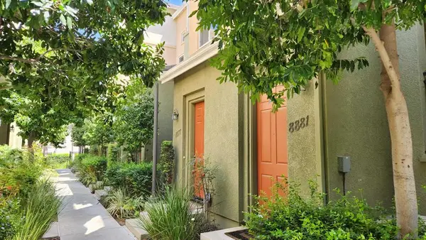 8877 Tribeca Circle, San Diego, CA 92123