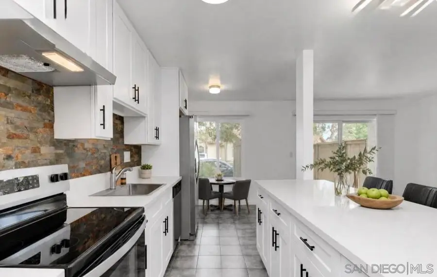 2388 Grand, San Diego, CA 92109 - #2