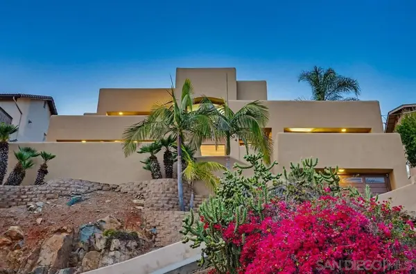 9634 Eucalyptus St, Spring Valley, CA 91977