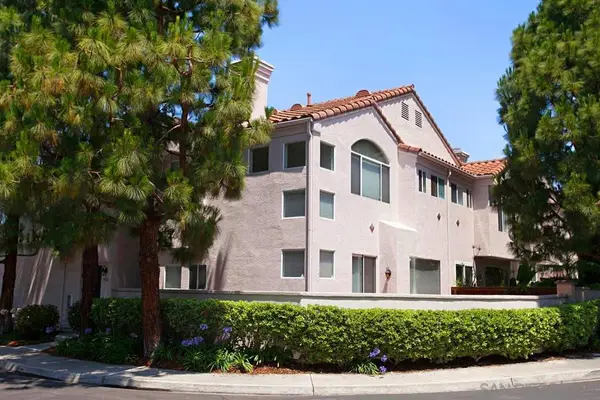 5558 Renaissance Ave #1, San Diego, CA 92122