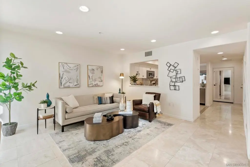 7520 Draper Ave #3, La Jolla, CA 92037 - #1