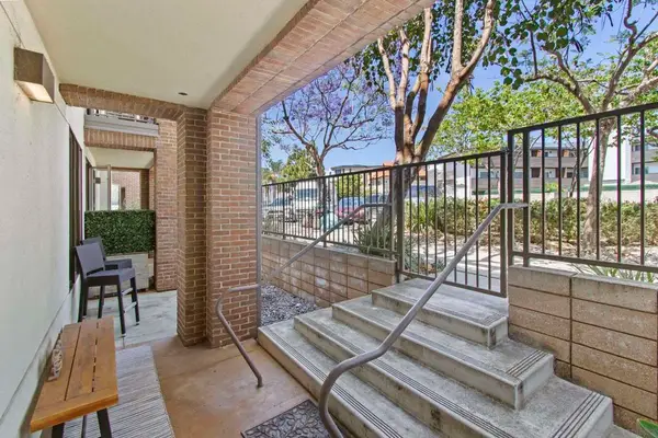 5440 La Jolla #E106, La Jolla, CA 92037