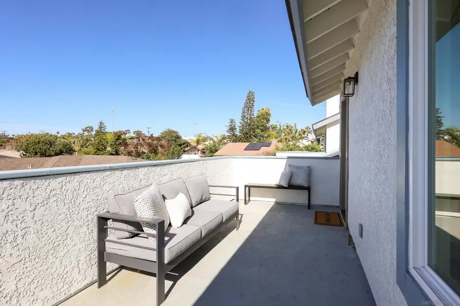660 Santa Fe Dr., Encinitas, CA 92024 - #2