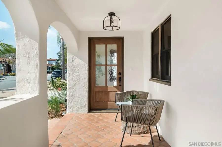 4817 Biona Drive, San Diego, CA 92116 - #3