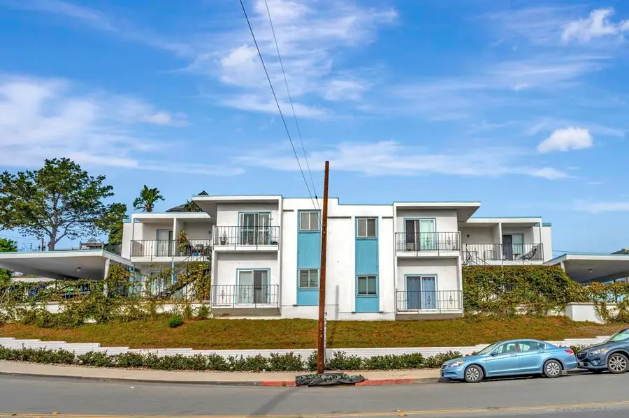 2108 3rd Avenue #1, San Diego, CA 92101 - #2