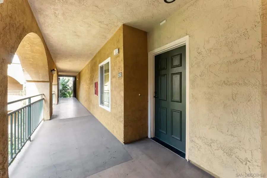2250 Camino De La Reina #202, San Diego, CA 92108 - #3