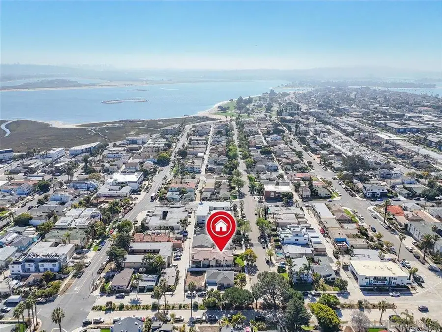 4083 Sequoia, San Diego, CA 92109 - #3