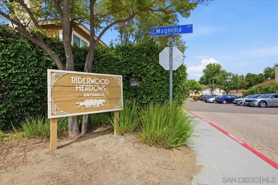 10709 Lisa Meadows Dr Unit B, Santee, CA 92071 - #2