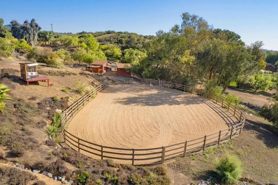 12052 Sky View Dr, Valley Center, CA 92082 - #2