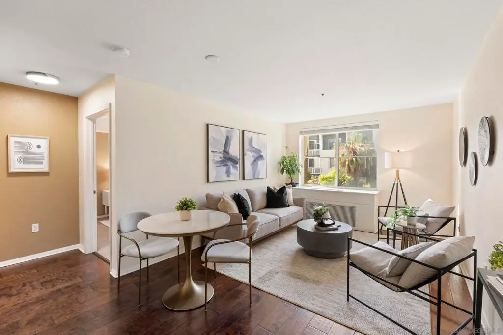 1970 Columbia #304, San Diego, CA 92101 - #1