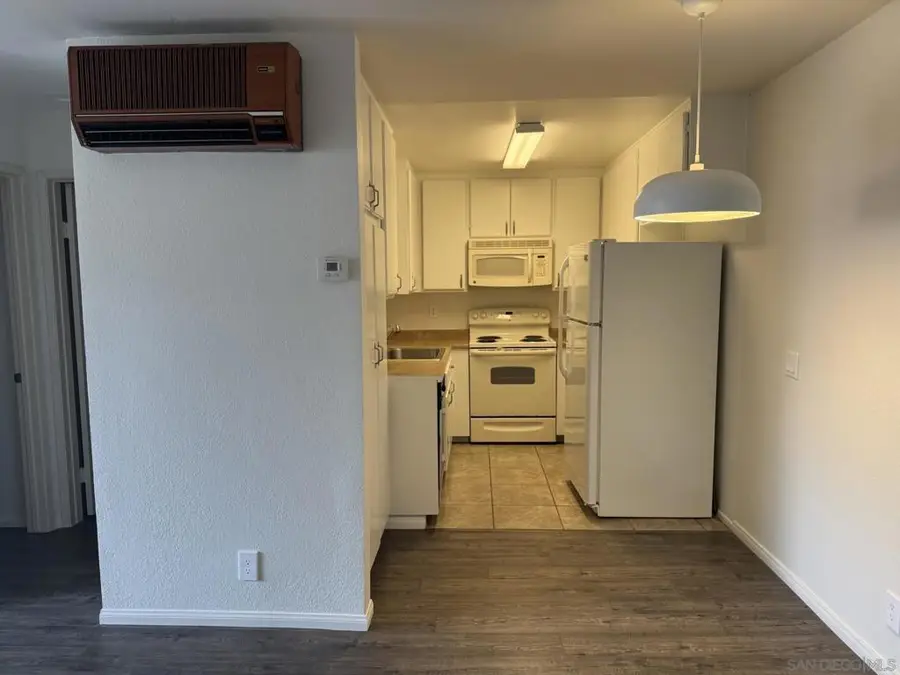 6350 Genesee #120, San Diego, CA 92122 - #2