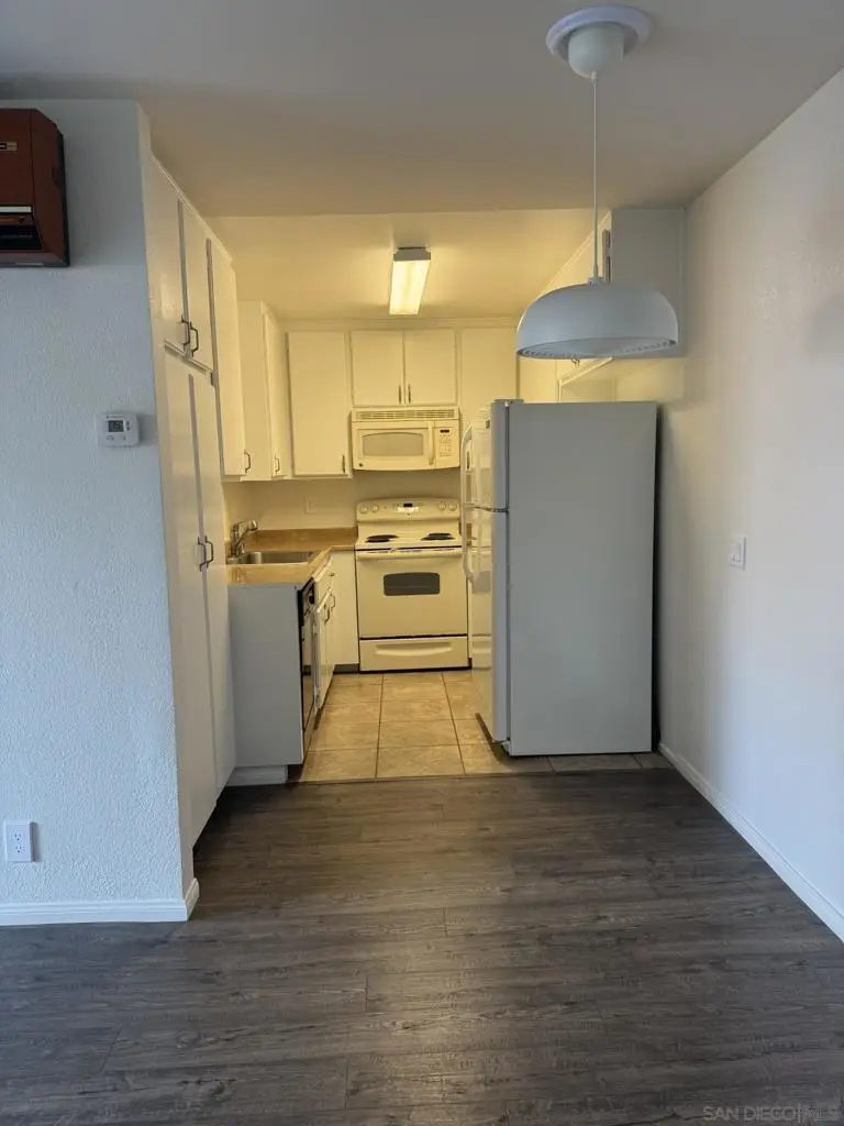 6350 Genesee #120, San Diego, CA 92122 - #3