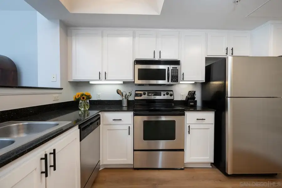 2400 5th Ave #424, San Diego, CA 92101 - #3