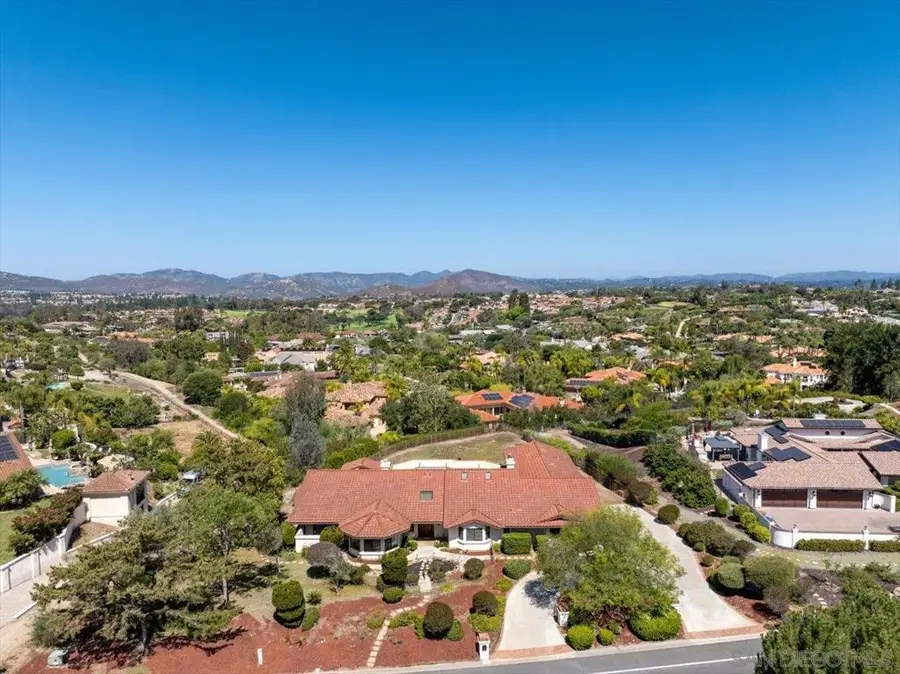 17648 Valle Verde Rd, Poway, CA 92064 - #2