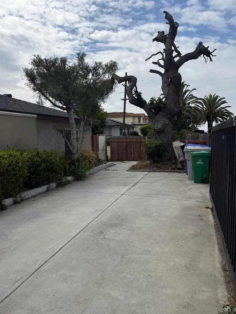 3105 Central, San Diego, CA 92105 - #3