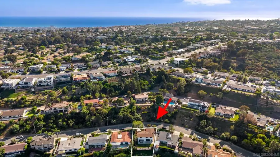 5777 Desert View, La Jolla, CA 92037 - #3