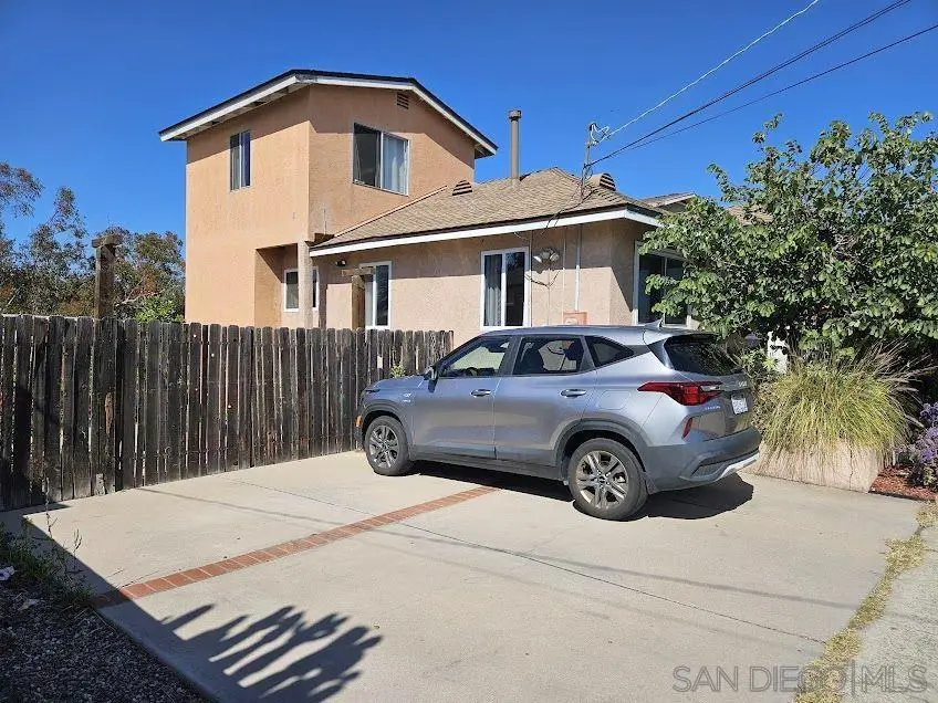 4076 Manzanita Dr, San Diego, CA 92105 - #2