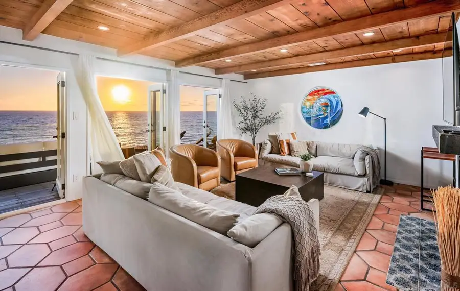 629 Fourth St, Encinitas, CA 92024 - #3