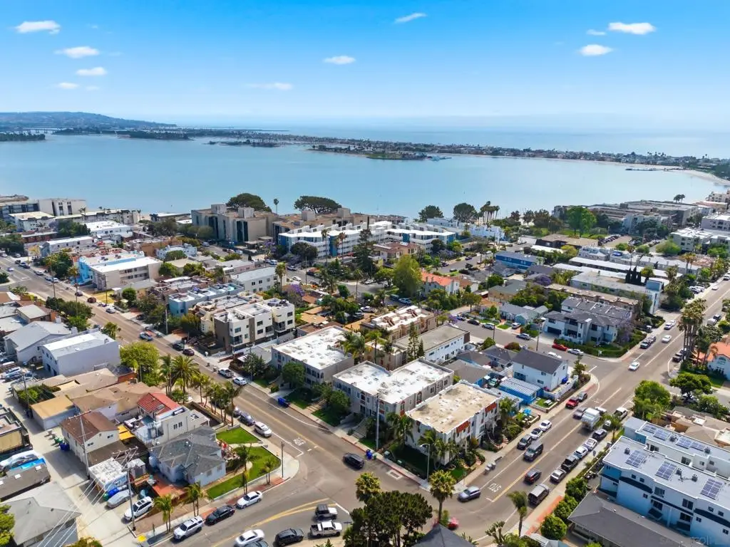Address Withheld By Seller, San Diego, CA 92109 - #1