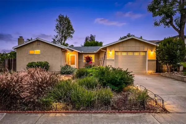 9483 Lake Canyon Rd, Santee, CA 92071