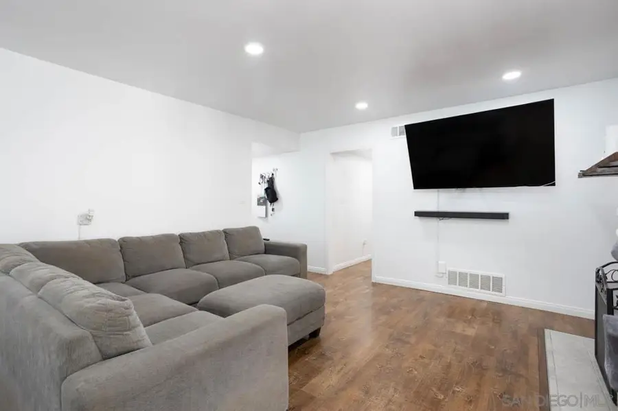 71 E L Street, Chula Vista, CA 91911 - #3