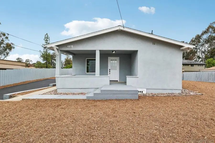 316 4th, Ramona, CA 92065 - #3