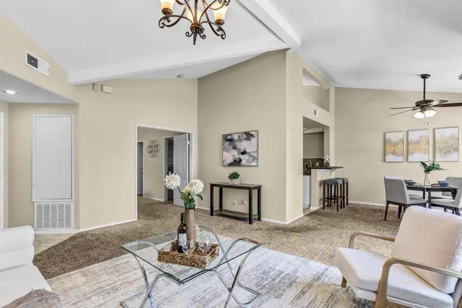 8615 Via Mallorca #B, La Jolla, CA 92037 - #3