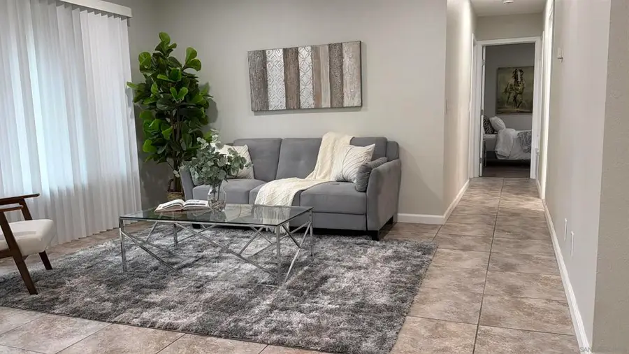 621 R Ave #22, National City, CA 91950 - #3