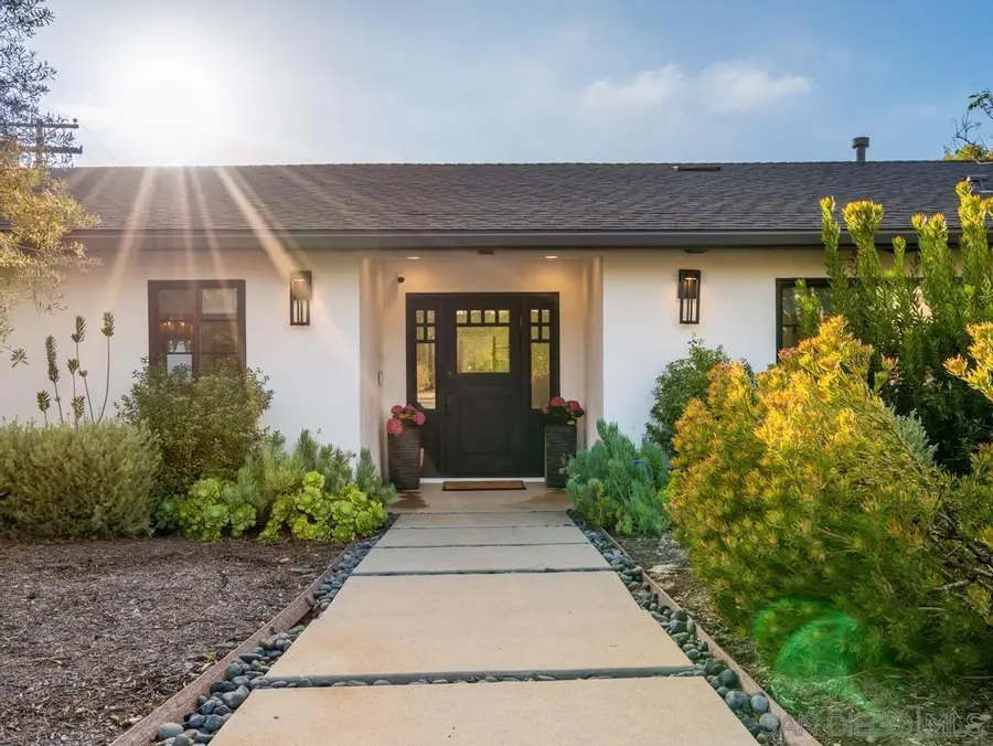 8804 Robinhood Lane, La Jolla, CA 92037 - #3