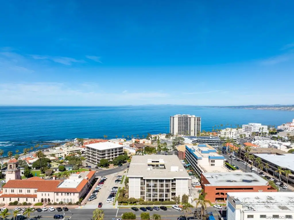 7811 Eads Ave #206, La Jolla, CA 92037 - #1