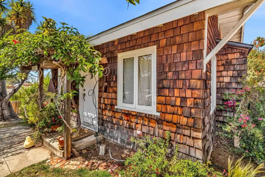 34 Long Branch Avenue, San Diego, CA 92107 - #3