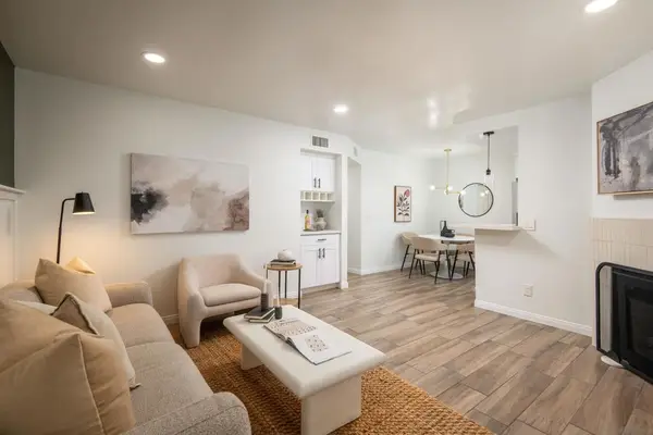 4642 Felton #6, San Diego, CA 92116