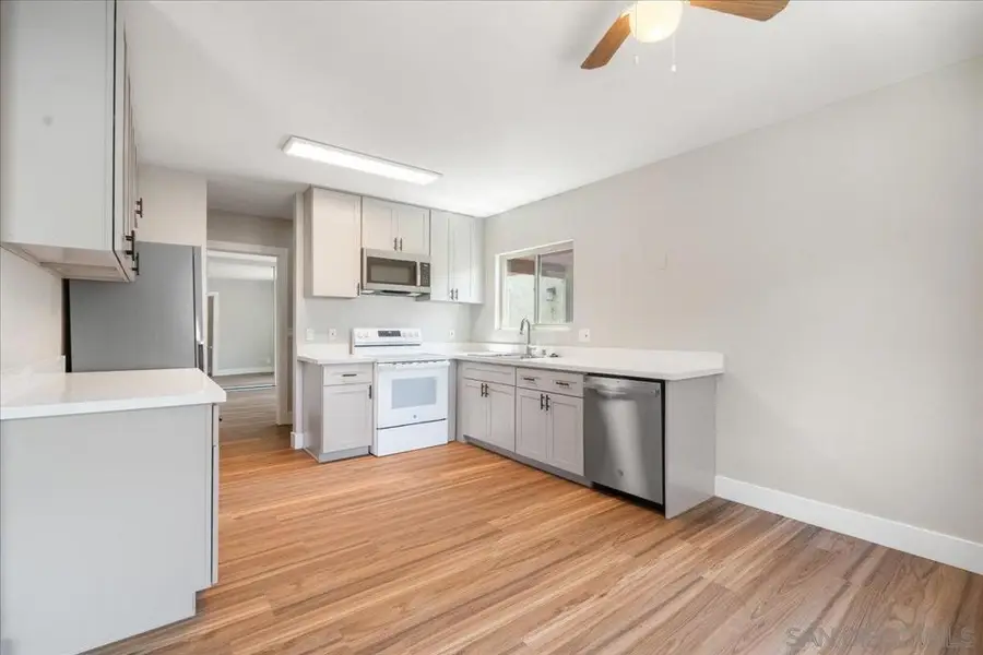 5473 Adobe Falls #9, San Diego, CA 92120 - #2