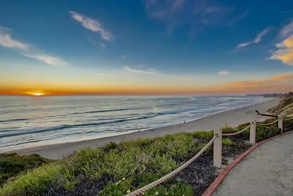 585 S Sierra Ave #27, Solana Beach, CA 92075